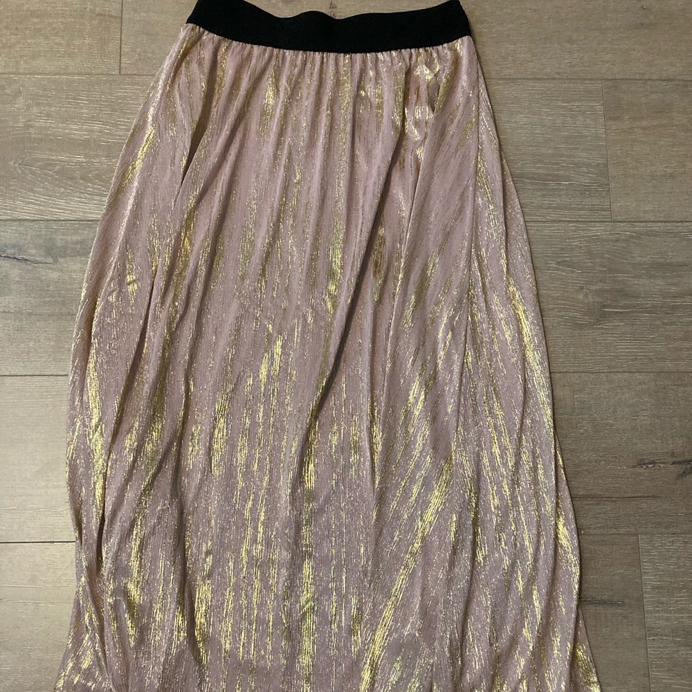 Metallic and rose color lularoe skirt